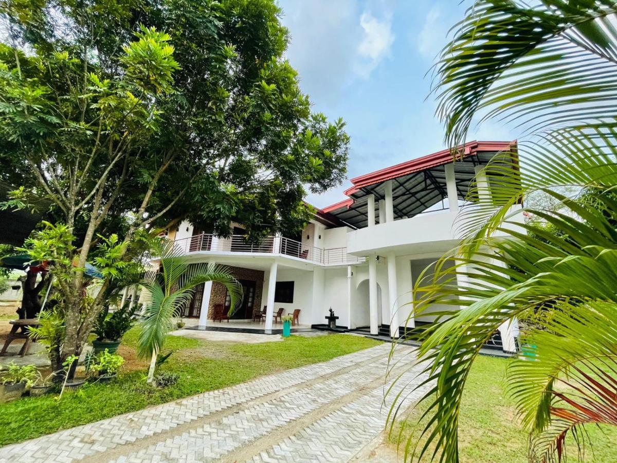 White Win Villa Elewala Exterior photo