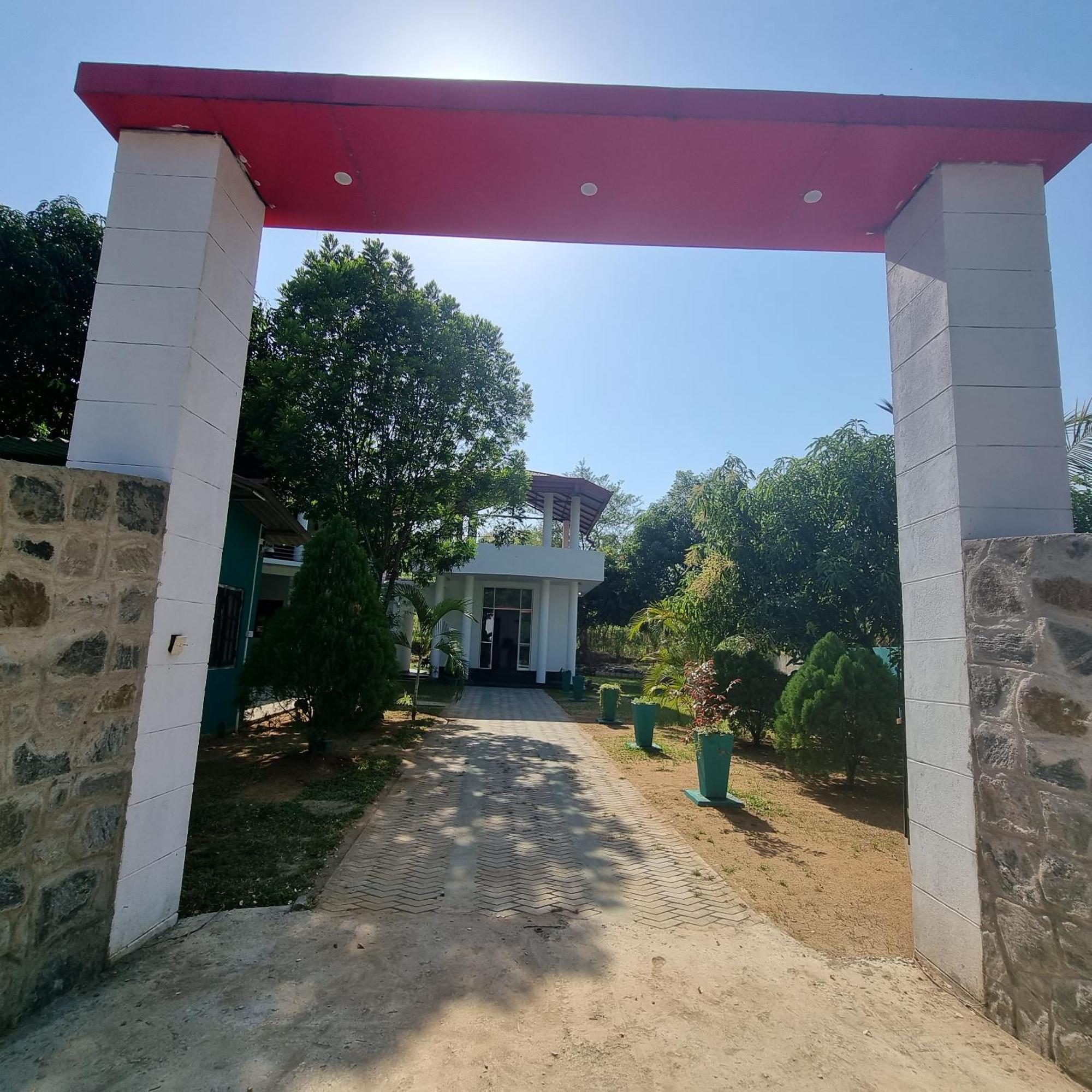 White Win Villa Elewala Exterior photo